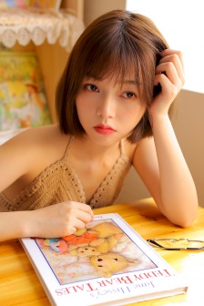 霹雳娇娃1