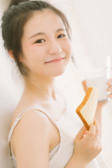 饭岛奈津美